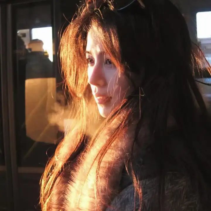 日安，朵朵 封面